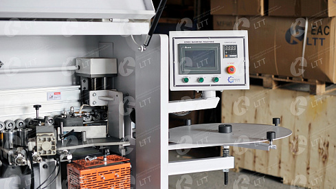 Кромкооблицовочный станок LTT803B